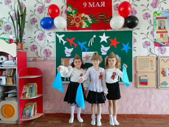 Танец "Синий платочек" Танец "Синий платочек".